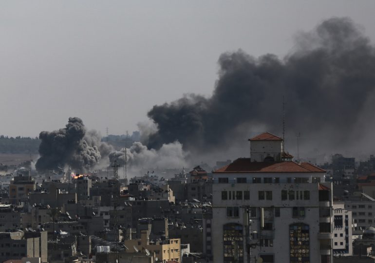 Military Spokesman Says Israel Plans to Increase Strikes on Gaza