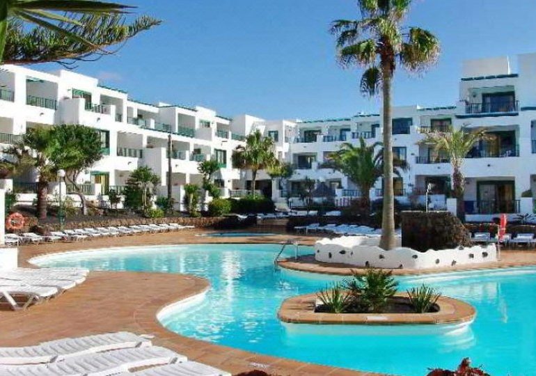 Brit teen, 18, dies after falling from balcony of Lanzarote hotel