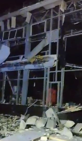 At least six killed & 14 injured as Russian missiles devastate major Ukrainian mail depot