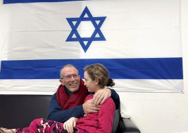 Irish-Israeli Hostage Emily Hand, 9, Is Reunited With Her Father After Release