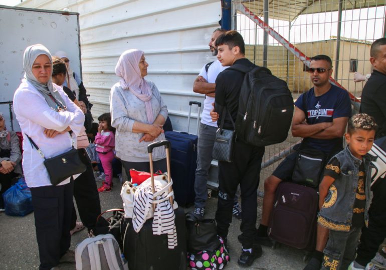 Some Foreign-Passport Holders in Gaza Are Being Allowed to Cross the Border Into Egypt