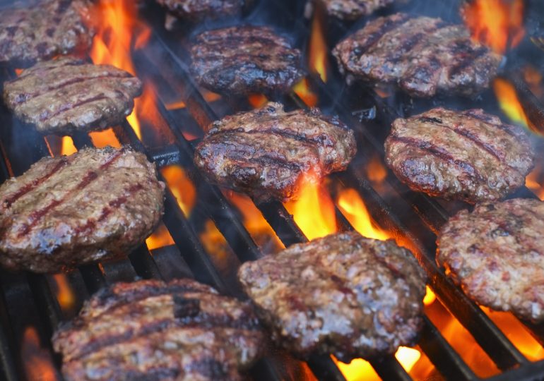 What Happens When Diners Are Shown Climate Warning Labels on Meat Dishes