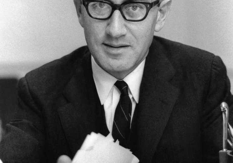 Henry Kissinger, Influential and Polarizing U.S. Secretary of State, Dies at 100