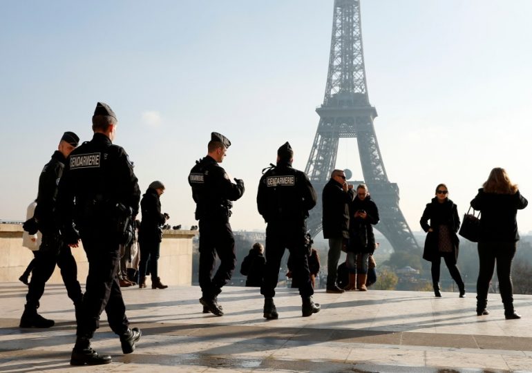 ‘Huge risk’ of terror attacks across Europe over Christmas after Eiffel Tower bloodbath & foiled market attack, warns EU