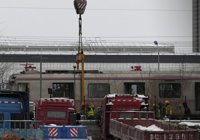 515 People Injured in Train Collision in Beijing