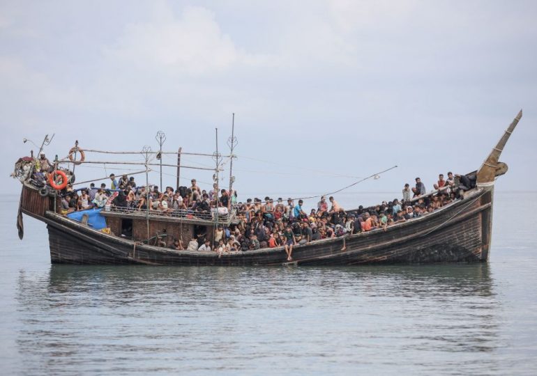 About 400 Rohingya at Risk of Perishing at Sea, U.N. Warns, Urging Rescue of Stranded Ships