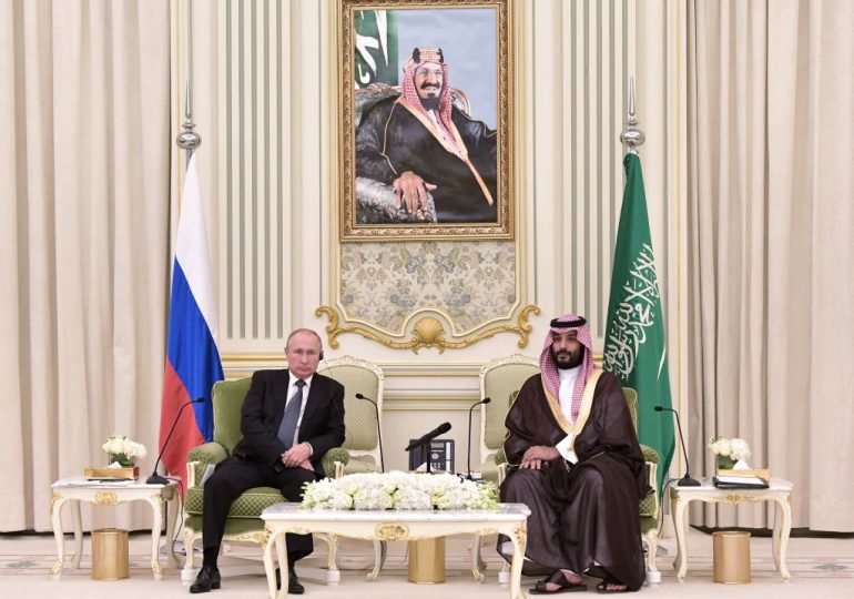 Putin Is Visiting Saudi, UAE for Israel-Hamas War Talks. Here’s What to Know