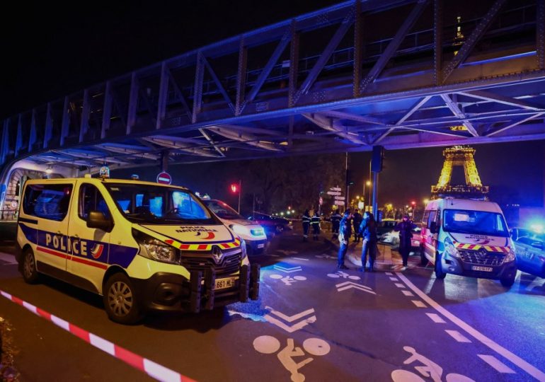 Brit injured and man killed by ‘hammer-wielding attacker’ near Eiffel Tower in Paris – as people urged to avoid area