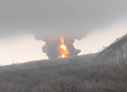 Massive explosion as four Ukrainian missiles blow up Russian oil depot turning it into a fireball seen for miles
