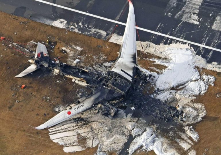 Chilling air traffic control audio reveals Japan Airlines crash as survivor pilot insists he had permission to take off