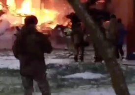 Dramatic moment HQ of notorious ‘meat-grinder’ regiment in Putin’s war machine is mysteriously destroyed by fire