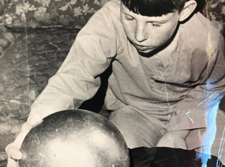 Inside the eerie UFO riddle of the Betz Mystery Sphere – a 22lb metallic ball found in a garden…that ‘behaved by itself’