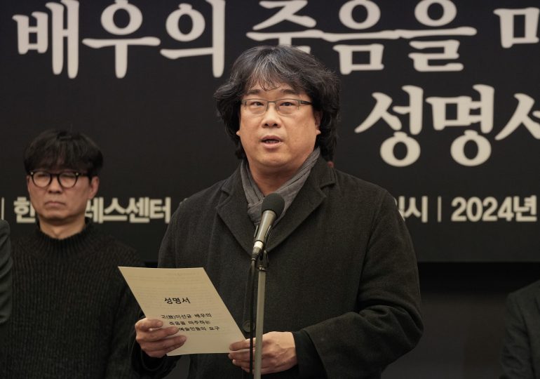 Parasite Director Calls For Thorough Probe Into the Death of Actor Lee Sun-kyun