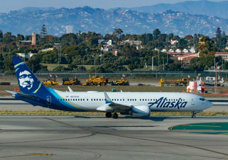Alaska Airlines Grounds Boeing 737-9 Aircrafts After Forced Emergency Landing