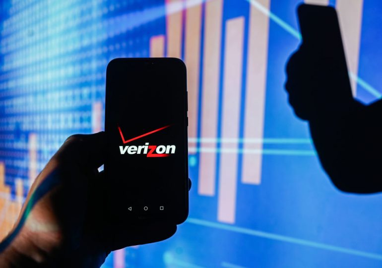 Verizon Could Owe You Up to $100. Here’s How to File a Claim