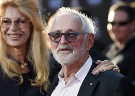 Norman Jewison, Acclaimed Director of In the Heat of the Night and Moonstruck, Dead at 97