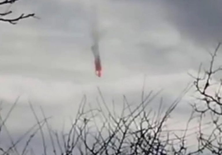 Dramatic moment burning Russian warplane plunges from the sky and explodes ‘in Ukrainian missile strike’