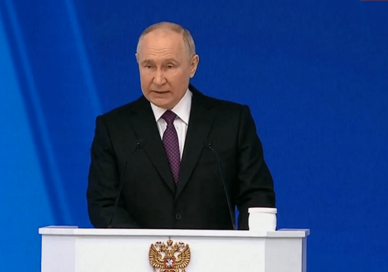 Despot Putin delivers annual ‘state of the nation’ amid fears of new invasion in Europe & weeks before walkover election