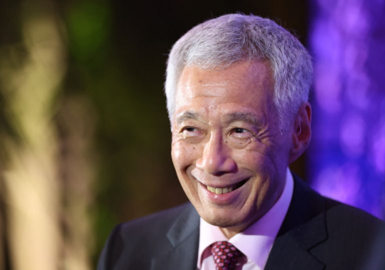 Singapore’s Prime Minister Urges Citizens to Have More Babies During Year of the Dragon