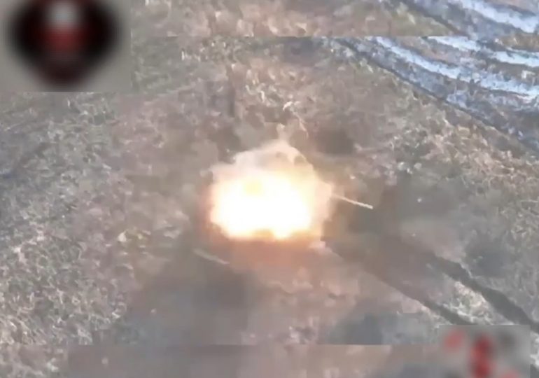 Dramatic footage shows Ukraine wipe out column of Russian tanks & troops in 2 hour blitz with kamikaze drones & missiles