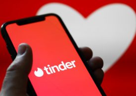 Tourists warned to beware of Tinder ‘honey-trap’ dates in Russia after ‘very worrying’ leak to Putin’s spies