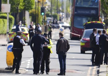 Sword-Wielding Man Kills a 14-Year Old Boy and Injures 4 others in London