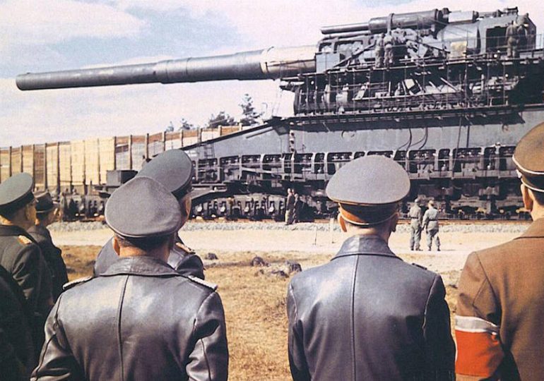 World’s biggest gun ‘Gustav’ built by the Nazis to destroy France that fired 12ft shells before vanishing with a trace