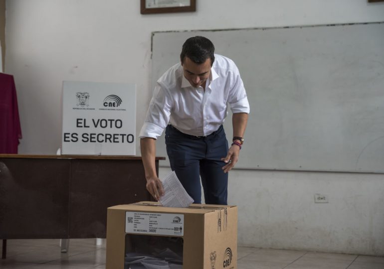 Ecuador Votes to Tighten Security Measures Amid Nationwide Wave of Violence