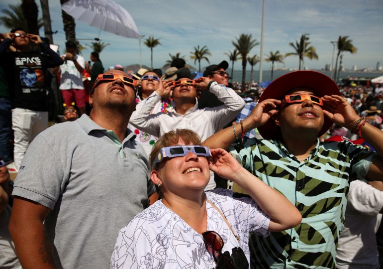 See Today’s Total Solar Eclipse in Photos