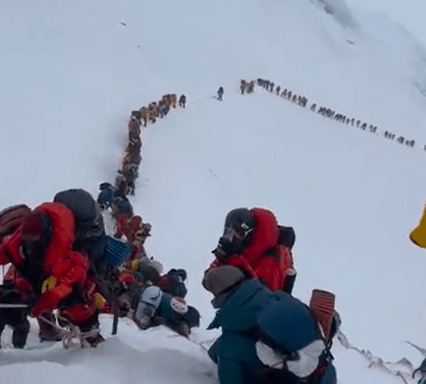 Massive QUEUE on Mount Everest could have triggered ice collapse that left Brit climber & sherpa missing feared dead