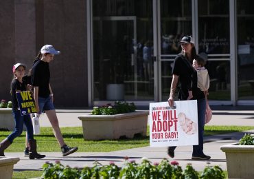 Arizona Democrats Get Enough Votes to Repeal 19th Century Abortion Ban