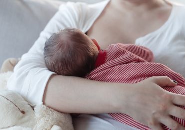 Pediatricians Reverse Decades-Old Advice Against HIV-Positive Mothers Breastfeeding