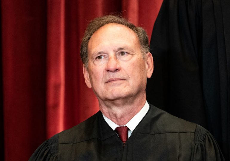 Alito Rejects Calls to Step Aside from Supreme Court Cases Because of Flag Controversies