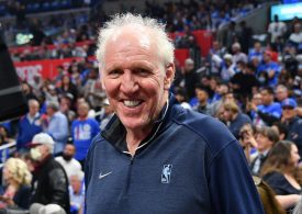 Bill Walton, Basketball Hall of Fame Player Who Became Star Broadcaster, Dies at 71