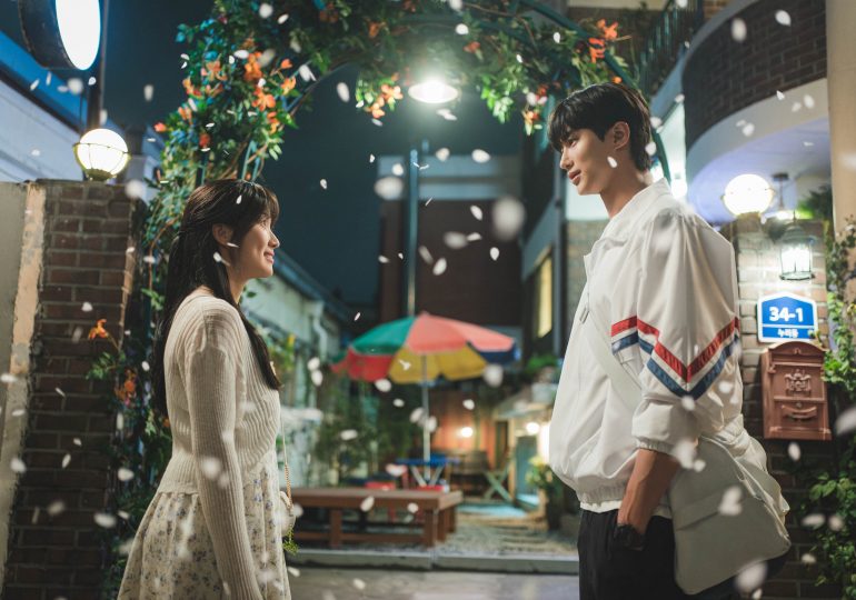 How Lovely Runner Nailed Its Finale to Become the Year’s Best K-Drama (So Far)