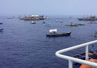 100-Boat Convoy of Filipino Fishers, Activists Sets Sail to Disputed Shoal in South China Sea