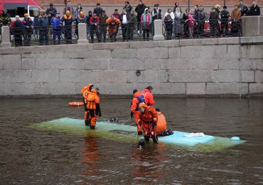 Bus Plunges Into River in Russian City of St. Petersburg, Killing Seven