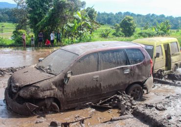 Dozens Killed in Flash Floods in Indonesia Triggered by Cold Lava Flow and Mudslides