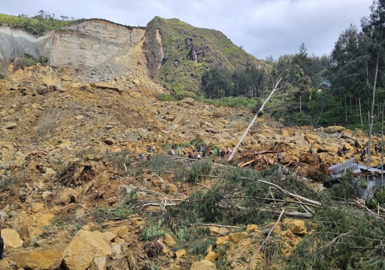 More than 300 feared dead after massive landslide buries villages as rescuers race to find survivors in Papua New Guinea