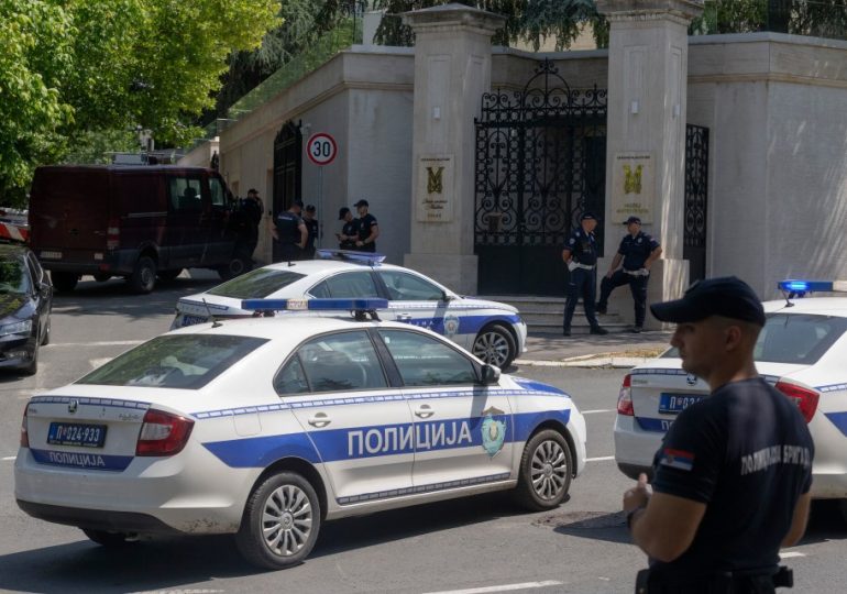 ‘Terror attack’ at Israeli embassy in Serbia as crossbow-wielding attacker shoots cop in neck before being gunned down