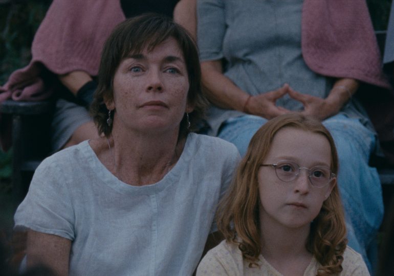 Janet Planet Is a Delightful and Unsettling Exploration of a Mother-Daughter Relationship