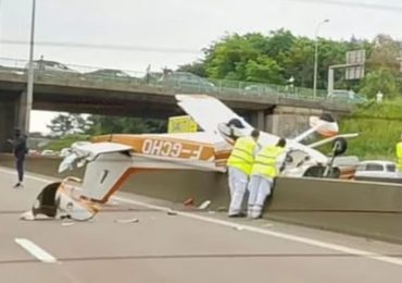 Woman & two men dead after tourist plane plunges to ground and smashes into Paris motorway