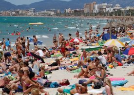 Brit tourists in Spain warned to watch out for violent criminals after two sport stars are robbed by gangs