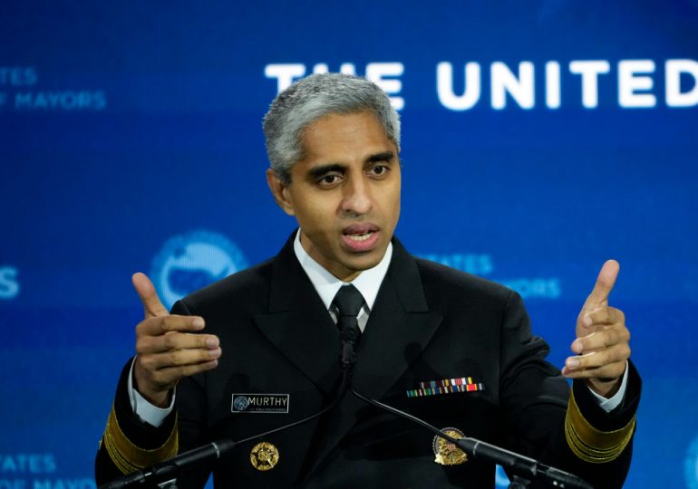 Why the U.S. Surgeon General Wants a Warning Label for Social Media 