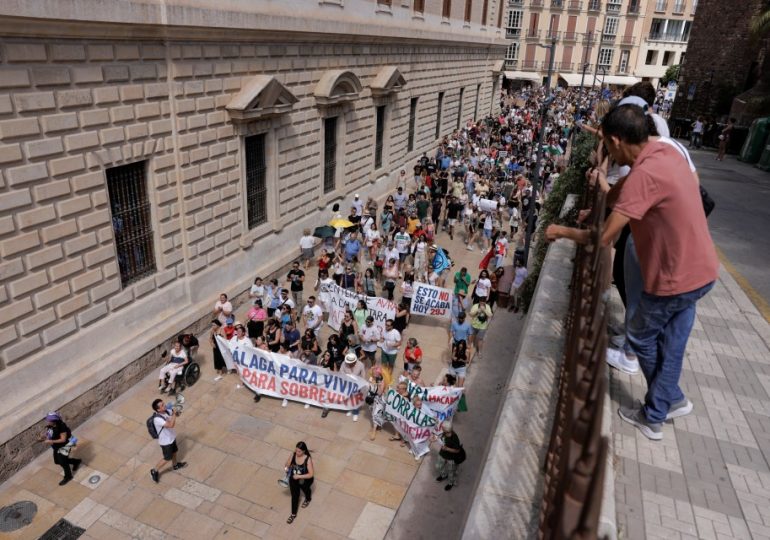 More than 15,000 anti-tourist protesters take to streets in Malaga claiming ‘visitors are forcing us out’