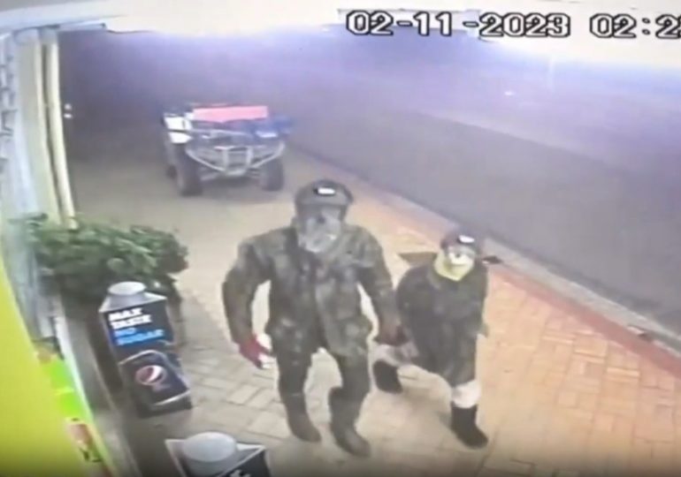 Mystery of ‘The Bushman’ who went off-grid with his 3 kids before going on crime spree with gun-wielding bank robberies