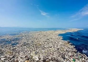 Inside the world’s biggest DUMP with 100,000 tons of rubbish across area six times the size of the UK…in the OCEAN
