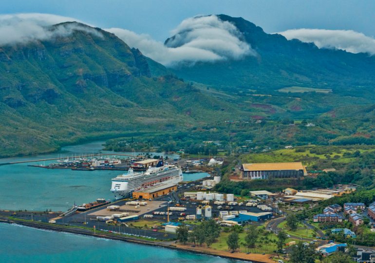 At Least One Dead After Private Helicopter Crashes in Waters off Hawaiian Island of Kauai