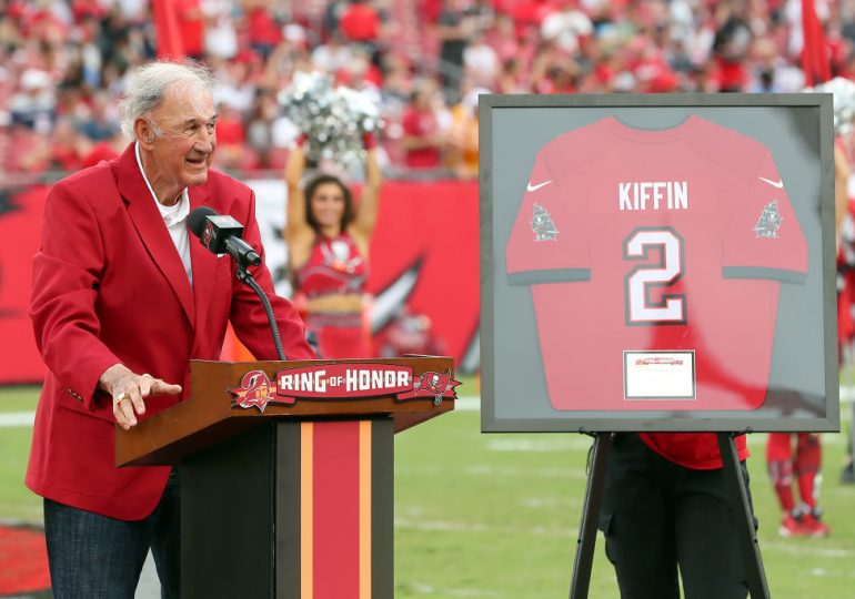 NFL Coaching Legend Monte Kiffin Dies at 84