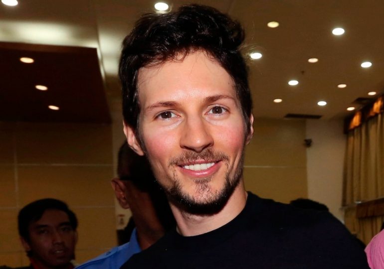 Telegram founder & billionaire Russian exile Pavel Durov ‘arrested at French airport’ after stepping off private jet